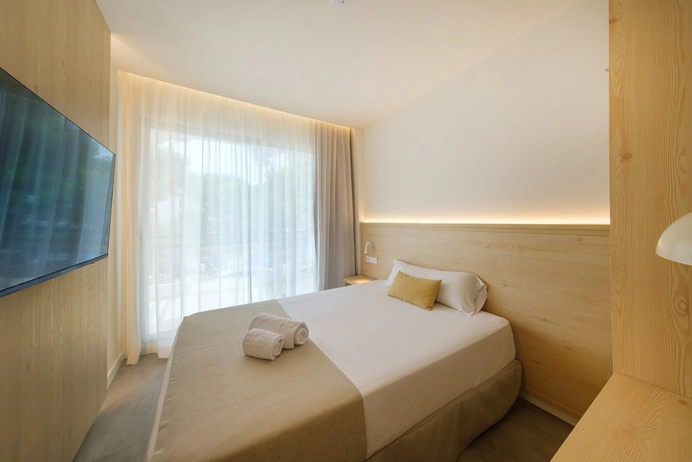 Hotel Cabot Cala Ferrera, Adults Only